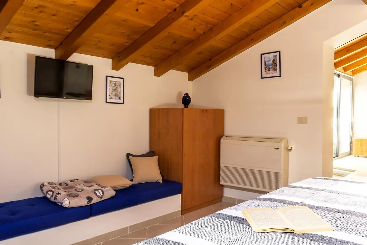 Amartia Apartments Taormina